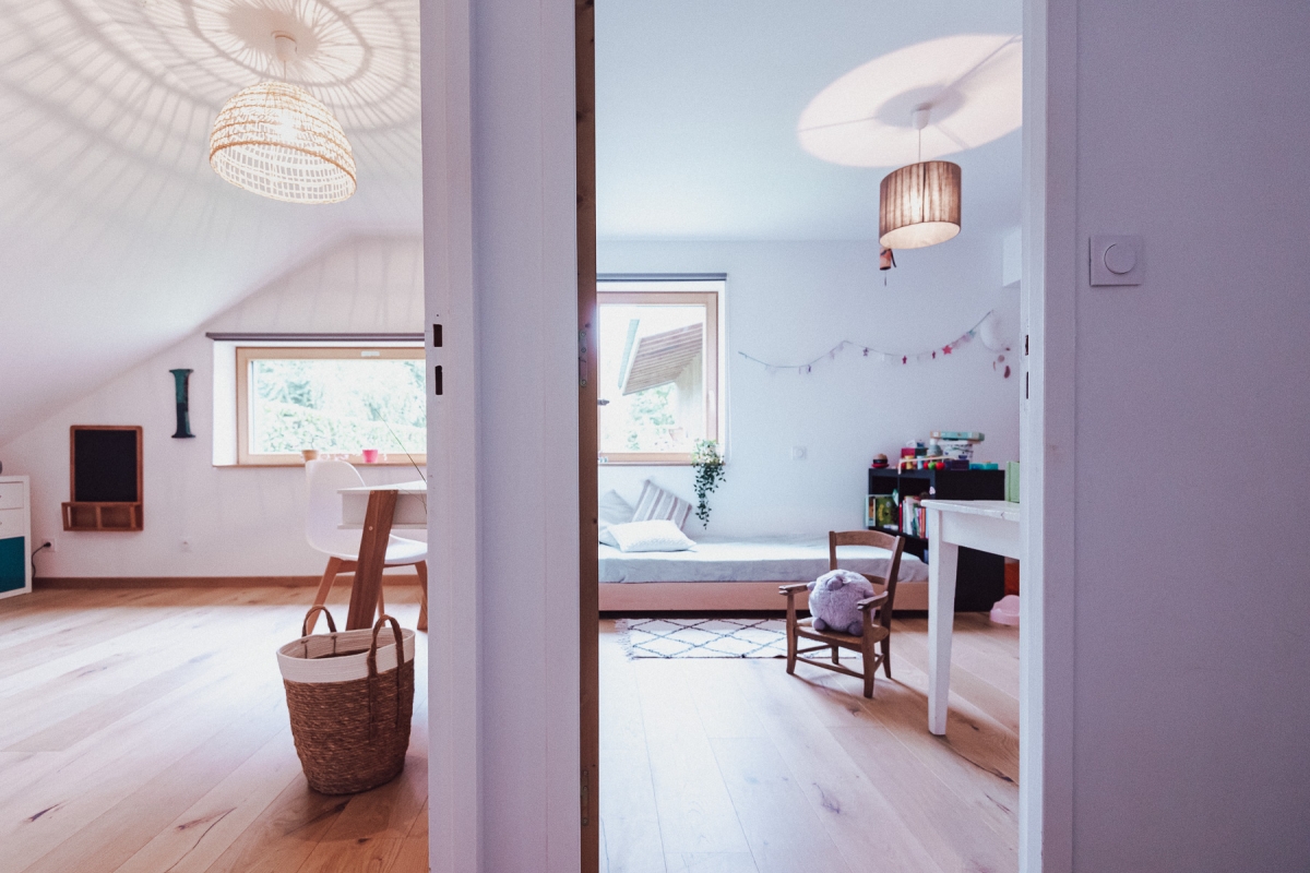 ENTRE DEUX CHAMBRES